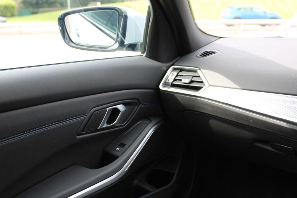 Used BMW 3 Series 2023 for sale - 77692582: Photo 8