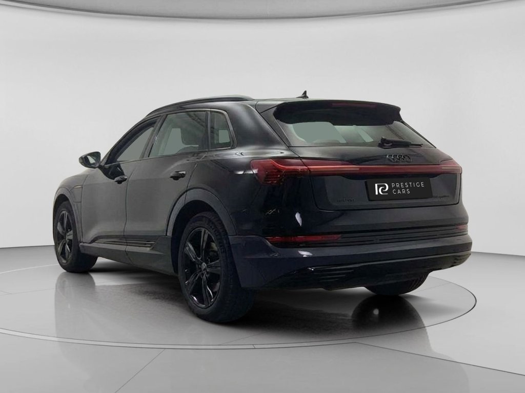 Used Audi e-tron 2022 for sale - 78200226: Photo 2