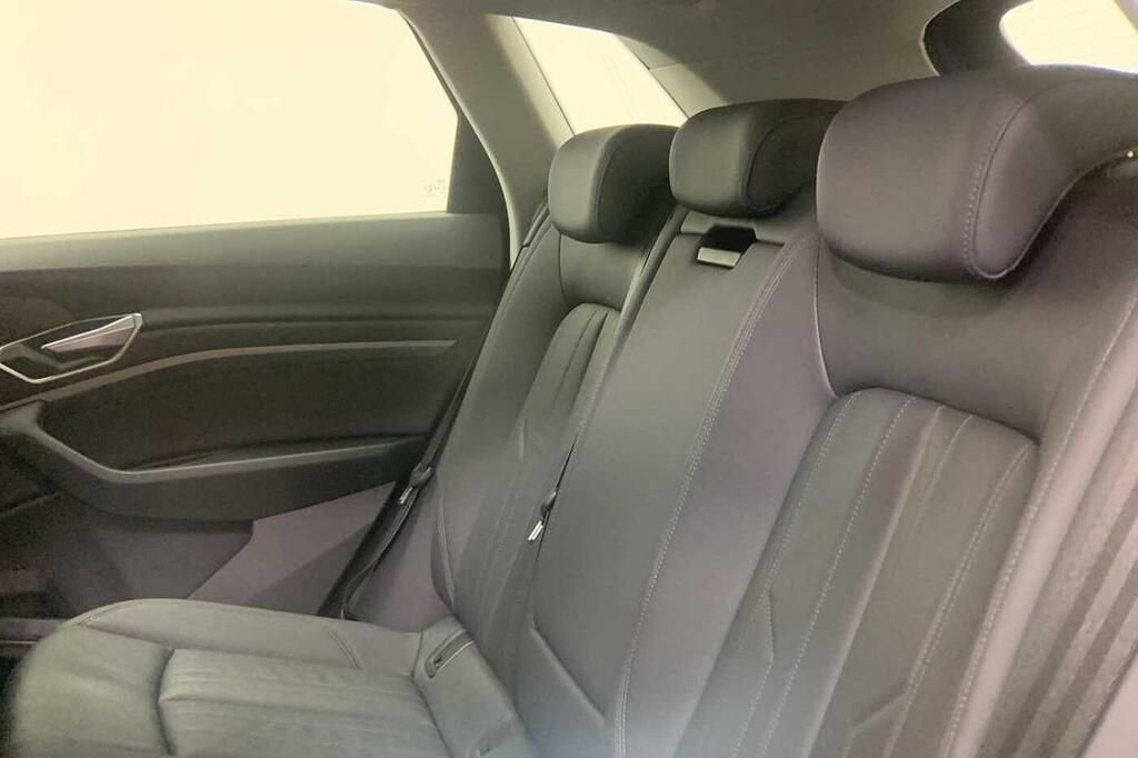 Used Audi e-tron 2022 for sale - 78200226: Photo 8