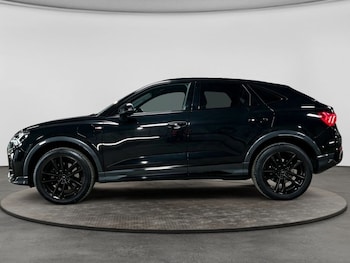 Used Audi Q3 2023 for sale - 79375811: Photo