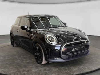 Used MINI Hatch 2023 for sale - 79462146: Photo