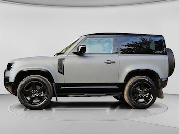 Used Land Rover Defender 2024 for sale - 78212418: Photo