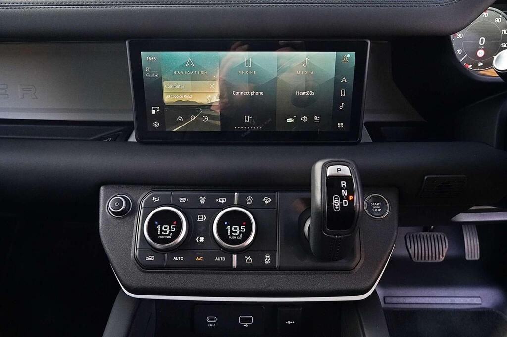 Used Land Rover Defender 2024 for sale - 78212418: Photo 9