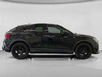 Used Audi Q3 2023 for sale - 79197553: Photo