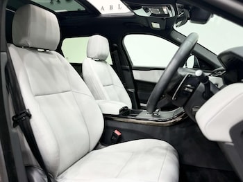 Used Land Rover Range Rover Velar 2023 for sale - 79221956: Photo