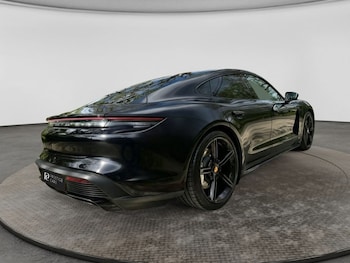 Used Porsche Taycan 2021 for sale - 79518441: Photo