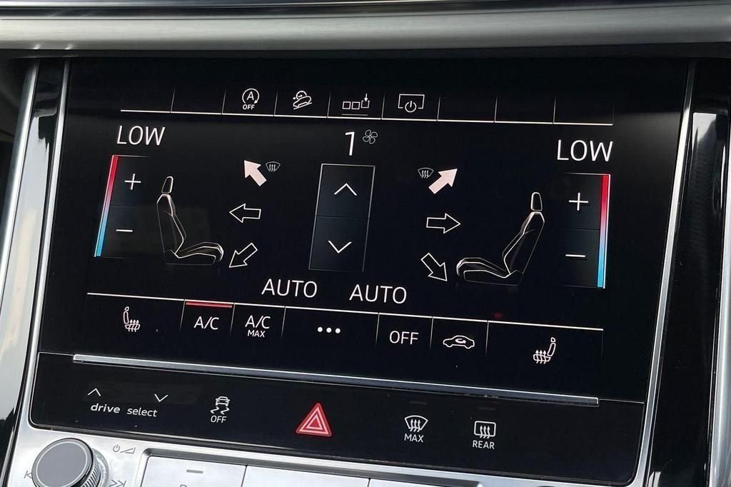 Used Audi Q8 2020 for sale - 77952706: Photo 12