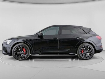 Used Audi e-tron 2023 for sale - 78583295: Photo