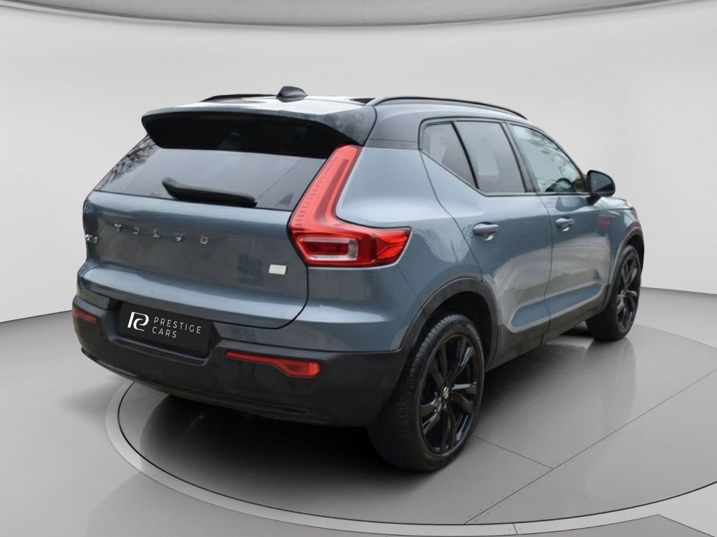 Used Volvo XC40 2022 for sale - 77720108: Photo 2