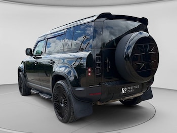 Used Land Rover Defender 2023 for sale - 78806250: Photo
