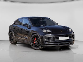 Used Porsche Macan 2025 for sale - 77693117: Photo