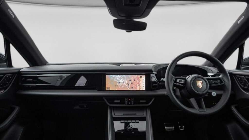 Used Porsche Macan 2025 for sale - 77693117: Photo 4