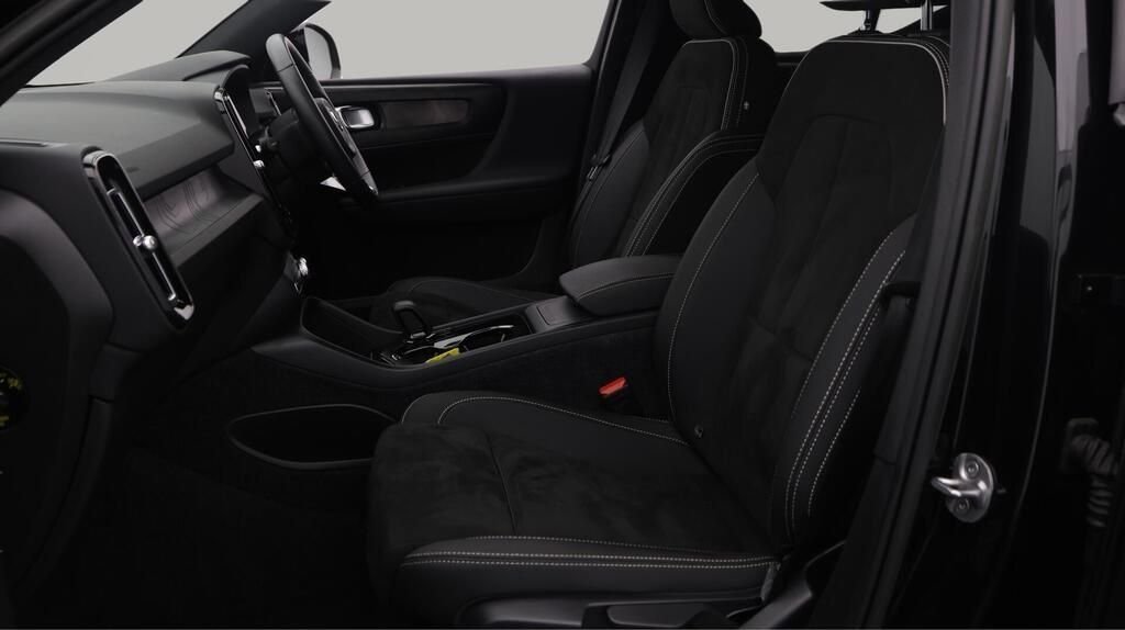 Used Volvo XC40 2022 for sale - 77689059: Photo 6