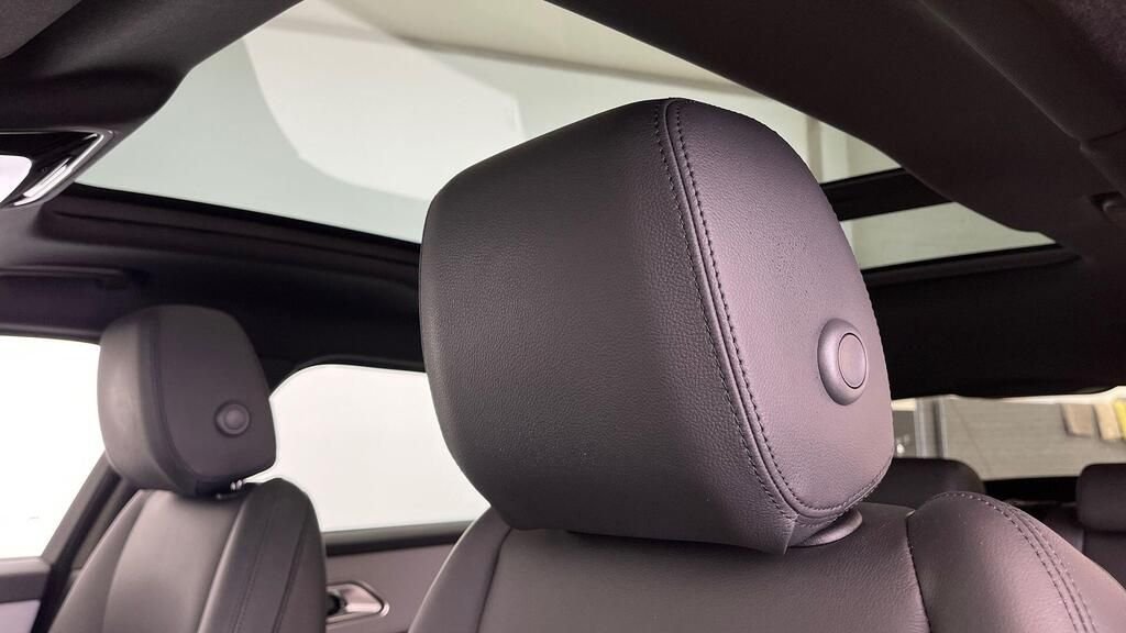 Used Land Rover Range Rover Velar 2023 for sale - 77995326: Photo 7