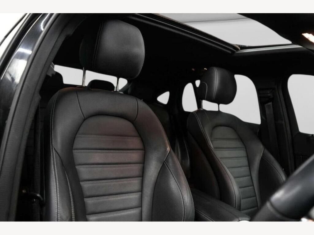 Used Mercedes-Benz GLC 2023 for sale - 77936733: Photo 5