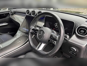 Used Mercedes-Benz GLC 2023 for sale - 77689016: Photo