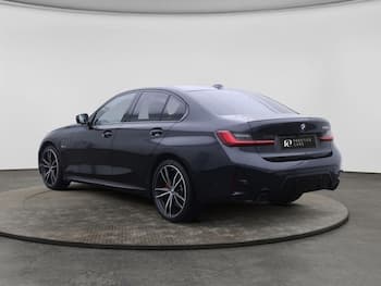 Used BMW 3 Series 2023 for sale - 79738632: Photo