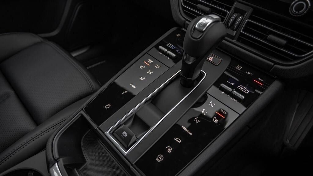 Used Porsche Macan 2023 for sale - 78117385: Photo 10