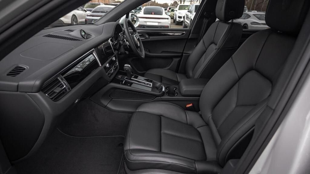 Used Porsche Macan 2023 for sale - 78117385: Photo 13
