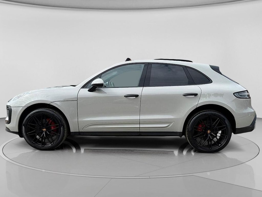 Used Porsche Macan 2023 for sale - 78117385: Photo 5