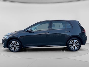 Used Volkswagen Golf 2020 for sale - 78637925: Photo