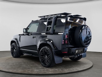 Used Land Rover Defender 2023 for sale - 79470545: Photo