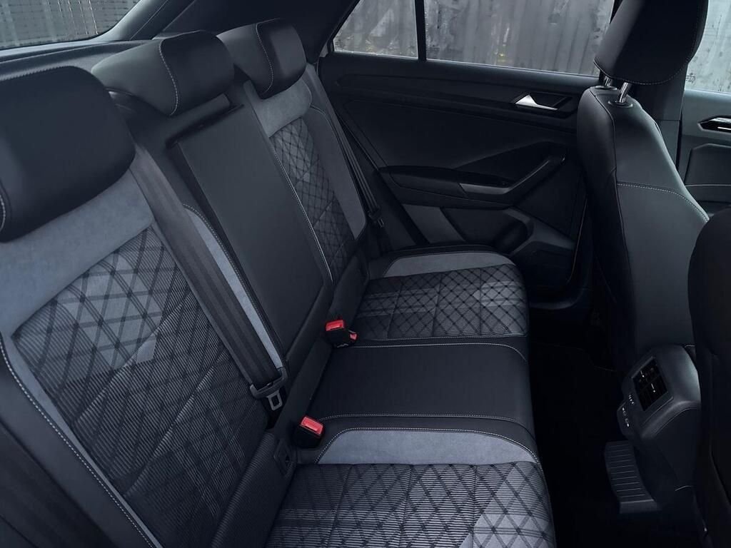 Used Volkswagen T-Roc 2024 for sale - 77692750: Photo 6