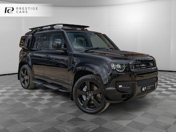 Used Land Rover Defender 2024 for sale - 79530601: Photo