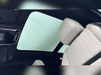 Used Land Rover Range Rover Velar 2023 for sale - 78241048: Photo