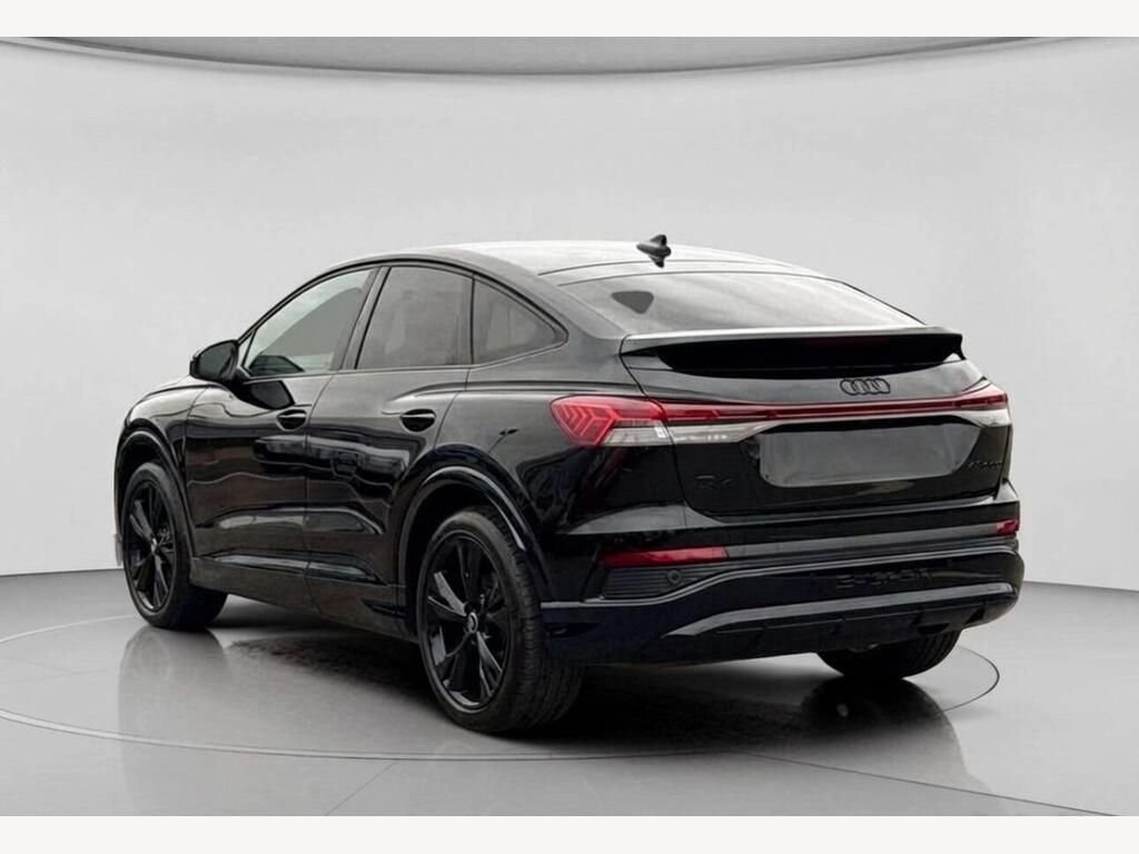 Used Audi Q4 e-tron 2023 for sale - 77976539: Photo 2