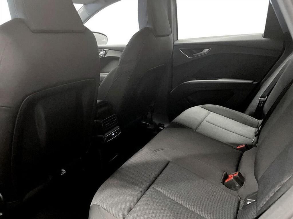 Used Audi Q4 e-tron 2022 for sale - 77850133: Photo 8