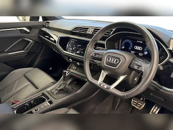 Used Audi Q3 2024 for sale - 79655510: Photo