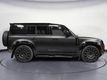 Used Land Rover Defender 2024 for sale - 78975126: Photo