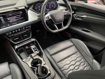 Used Audi e-tron GT 2022 for sale - 79059672: Photo
