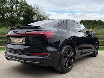 Used Audi e-tron 2023 for sale - 79114308: Photo