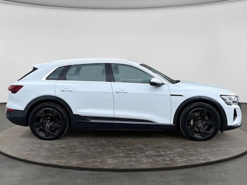 Used Audi Q8 2023 for sale - 79334497: Photo