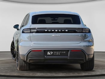 Used Porsche Macan 2025 for sale - 79494256: Photo