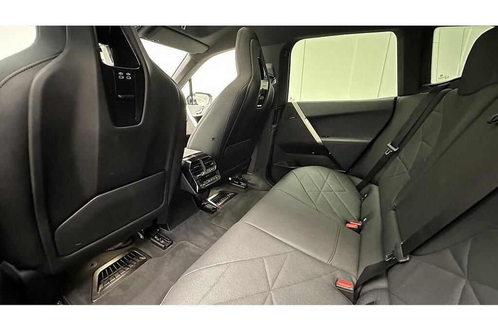 Used BMW iX 2022 for sale - 77920425: Photo 10