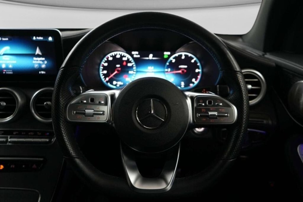 Used Mercedes-Benz GLC 2021 for sale - 77879883: Photo 4