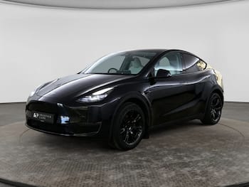 Used Tesla Model Y 2023 for sale - 79632499: Photo