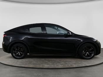 Used Tesla Model Y 2023 for sale - 79632499: Photo
