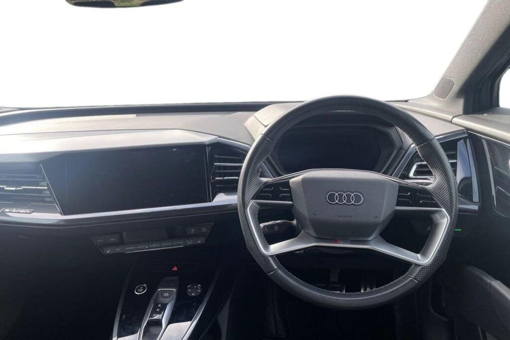 Used Audi Q4 e-tron 2022 for sale - 78124110: Photo 6