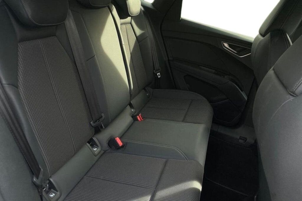 Used Audi Q4 e-tron 2022 for sale - 78124110: Photo 8