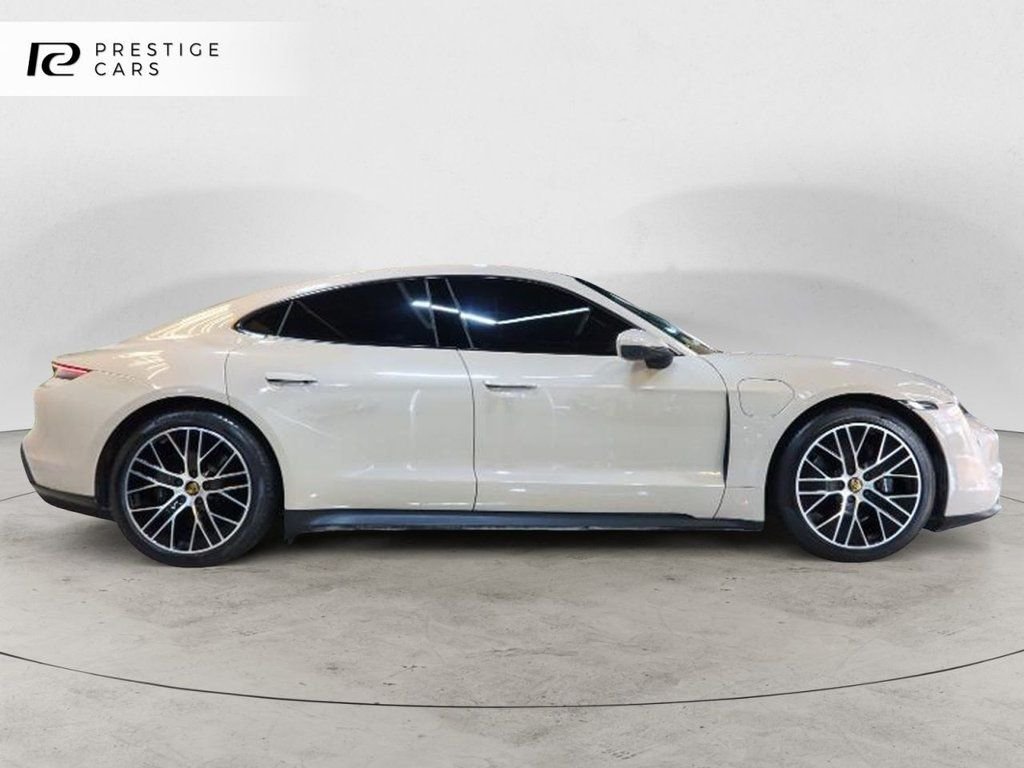 Used Porsche Taycan 2022 for sale - 77689055: Photo 5