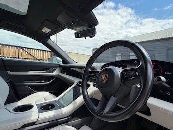 Used Porsche Taycan 2022 for sale - 79089515: Photo