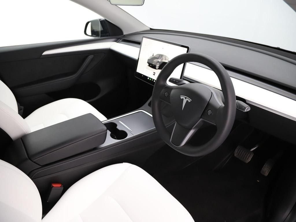Used Tesla Model Y 2022 for sale - 77748044: Photo 2