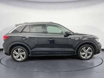 Used Volkswagen T-Roc 2023 for sale - 79245018: Photo
