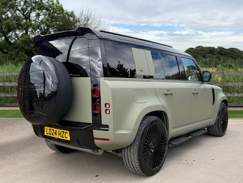 Used Land Rover Defender 2024 for sale - 78936341: Photo