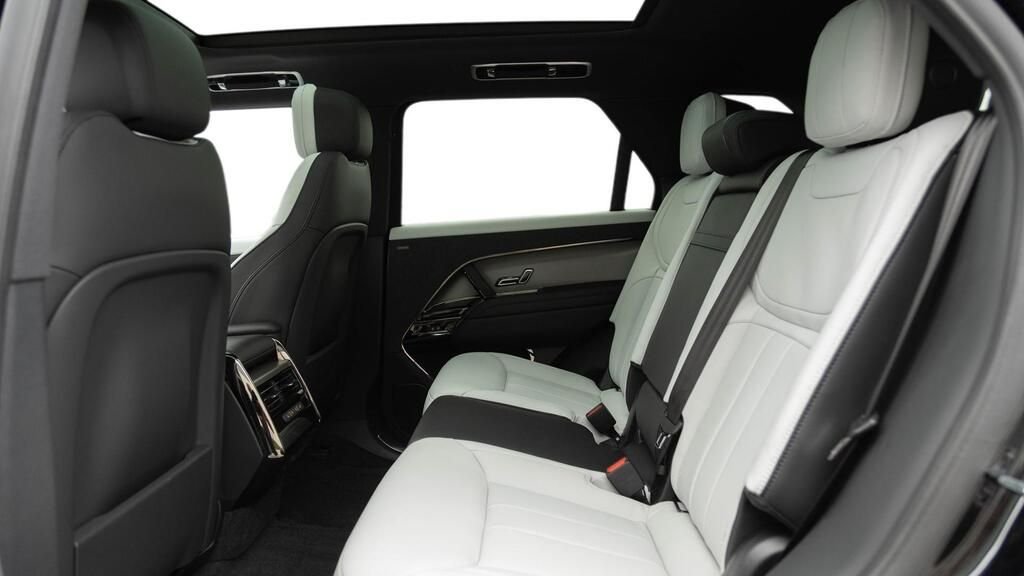 Used Land Rover Range Rover Sport 2023 for sale - 77692898: Photo 6