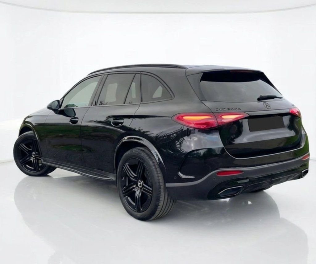 Used Mercedes-Benz GLC 2023 for sale - 77748766: Photo 3